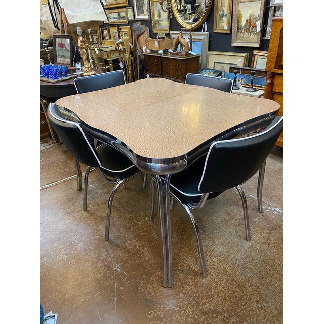American Vintage Diner Table and Chairs For Sale - Image 3 of 10