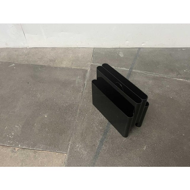 Mid-Century Space Age Model 4676 Magazine Holder by Giotto Stoppino for Kartell, 1970s For Sale - Image 5 of 16