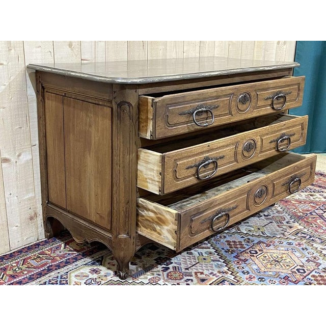 18th Century Louis XV Walnut Chest of Drawers with Grey Top For Sale - Image 3 of 18