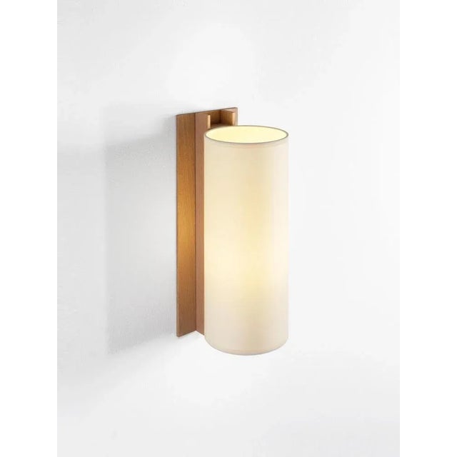 Beige and beech tmm largo wall lamp by miguel milá dimensions: d 12 x w 15 x h 34 cm materials: metal, beech wood,...