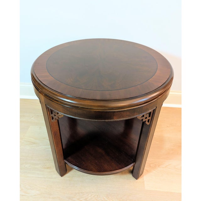 Drexel Heritage Chinese Chippendale Banded Mahogany Side Table Round For Sale In Raleigh - Image 6 of 9