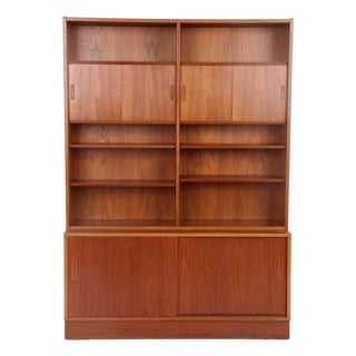 Teak Bookshelf with Doors and Shelves by Carlo Jensen for Hundevad & Co., 1960s, Set of 2 For Sale