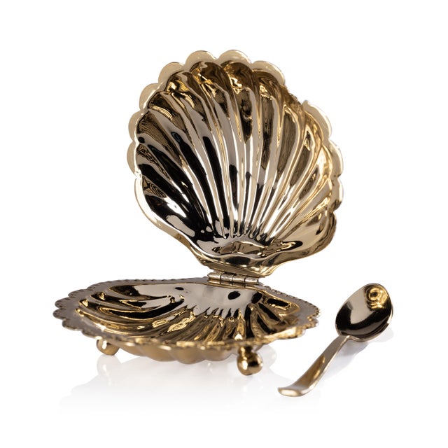 Cap Ferrat Fan Shell Lidded Bowl with Spoon, Gold For Sale In Los Angeles - Image 6 of 6