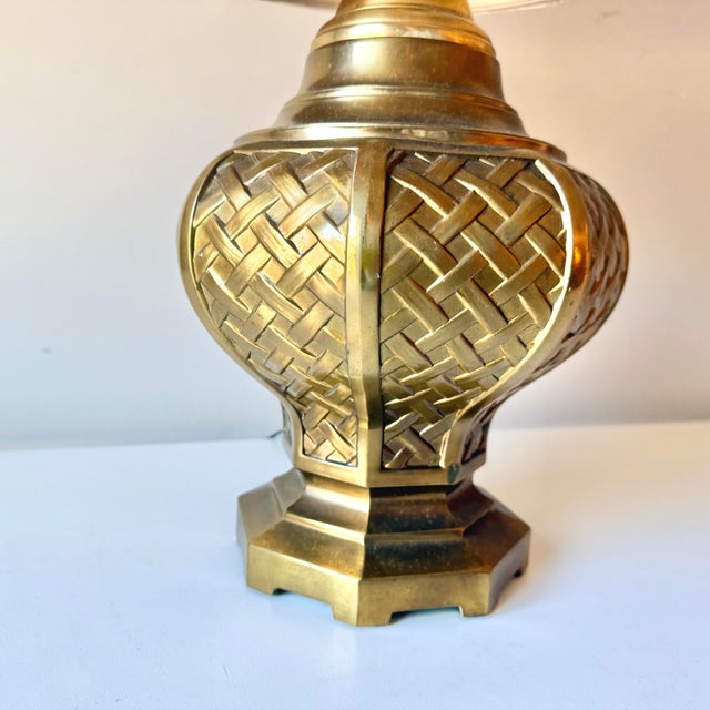 1970s Brass Basketweave Ginger Jar Lamp For Sale - Image 10 of 11