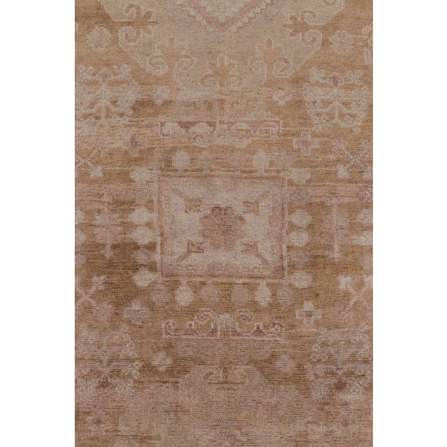 Rug & Kilim’s Modern Classics Rug in Beige and Gold Traditional Geometric Floral Pattern For Sale In New York - Image 6 of 8