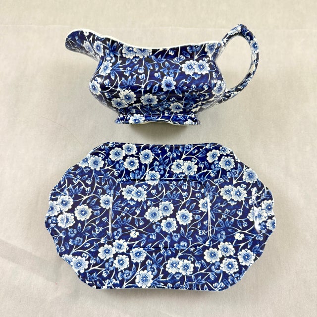 Royal Crownford 1940s Crownford China Blue Calico Gravy Boat & Underplate For Sale - Image 4 of 12