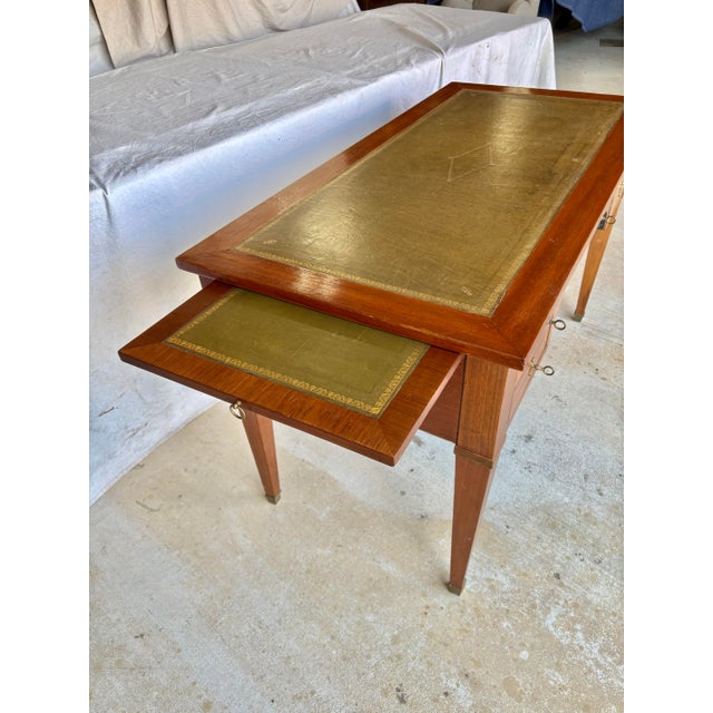 French Early 20th Century French Louis XVI Walnut Leather Top Desk For Sale - Image 3 of 12