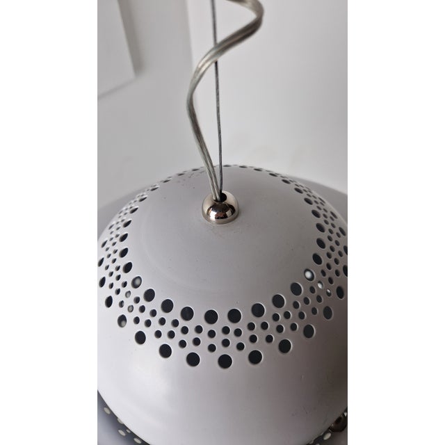 Fior di Loto Pendant Lamps in White Lacquered Metal by Afra & Tobia Scarpa for Flos, 1960s, Set of 2 For Sale - Image 10 of 18
