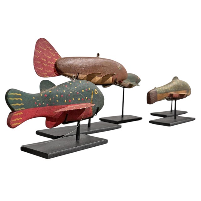 Collection of Five Vintage American Fishing Decoys on Custom Mounts For Sale In Chicago - Image 6 of 15
