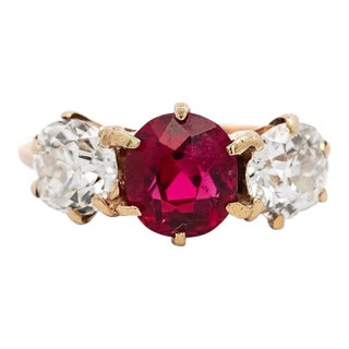 Antique Red Spinel and Old Mine Diamond 14k Yellow Gold Three-Stone Ring Size 5.5 For Sale