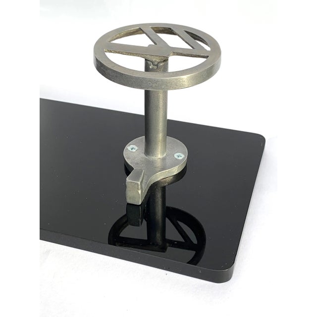Art Deco Aluminum &amp; Acrylic Glass Coat Rack, 1940s For Sale - Image 3 of 8