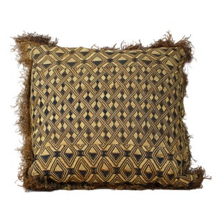 Vintage Showa Cloth Cushion For Sale