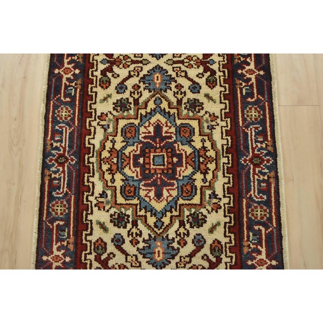 Heriz Runner 2’7” X 7’11” Ivory Wool Tribal Hand-Knotted Oriental Rug For Sale - Image 4 of 12