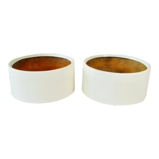 Mid 20th Century White Fiberglass Planter Pots Attributed to Habitat - A Pair For Sale
