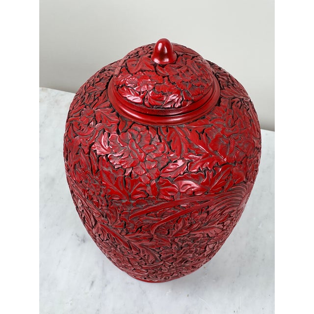 Late 18th Century Antique Chinese Hand-Carved Cinnabar Lacquered Lidded Jar Probably Qianlong For Sale - Image 5 of 10