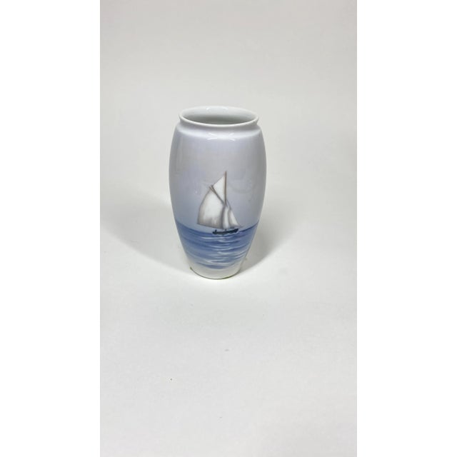 Royal Copenhagen RC 1117-88B Vase Sail ship 13.5 cm, marine