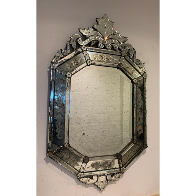 Venetian Mirror with Closed Pane, 1900s For Sale - Image 3 of 15