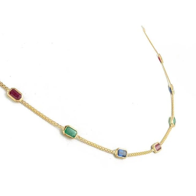 Not Yet Made - Made To Order 3.85ct Emerald Ruby Sapphire Choker Necklace in 18k Gold For Sale - Image 5 of 12