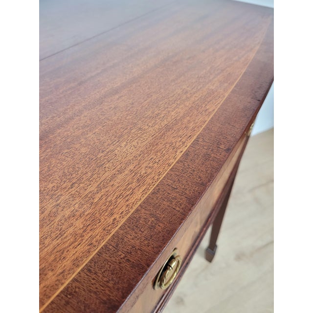 Wood Georgian Style Side Table from G.T. Rachstraw, 1940s For Sale - Image 7 of 18