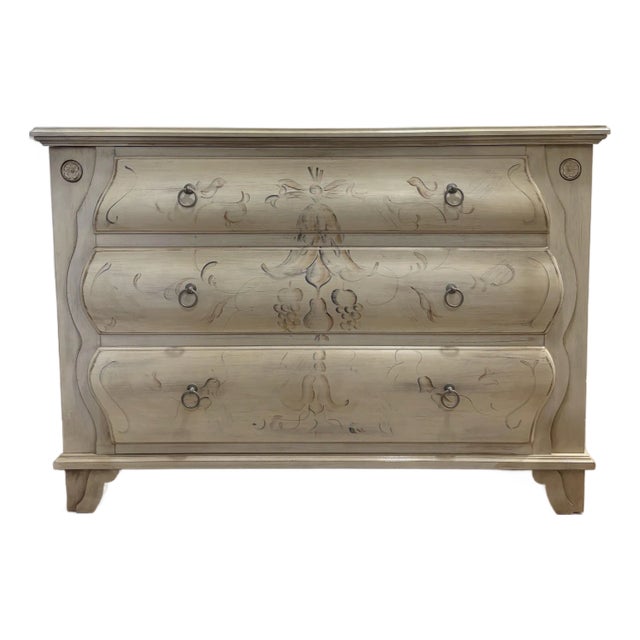 Ethan Allen Vintage Hand-Painted Distressed Chest of Drawers (Dresser) For Sale