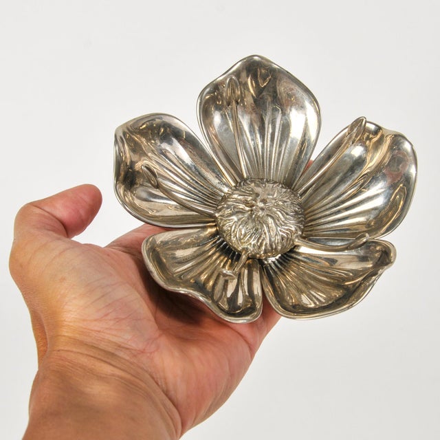 1960's Flower Ashtray With Removable Petals Silver Plate Floral Cocktail Ashtray For Sale - Image 10 of 12