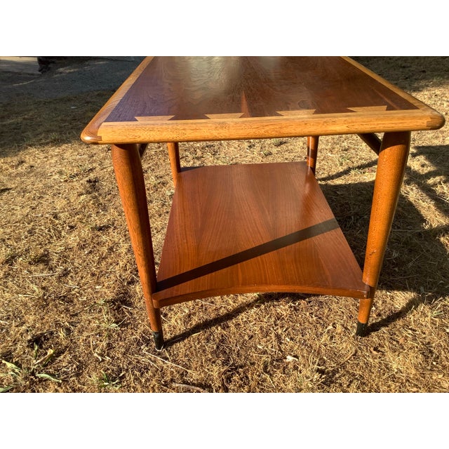 Mid 20th Century Lane 900-05 Walnut and Ash Side Table For Sale - Image 10 of 12