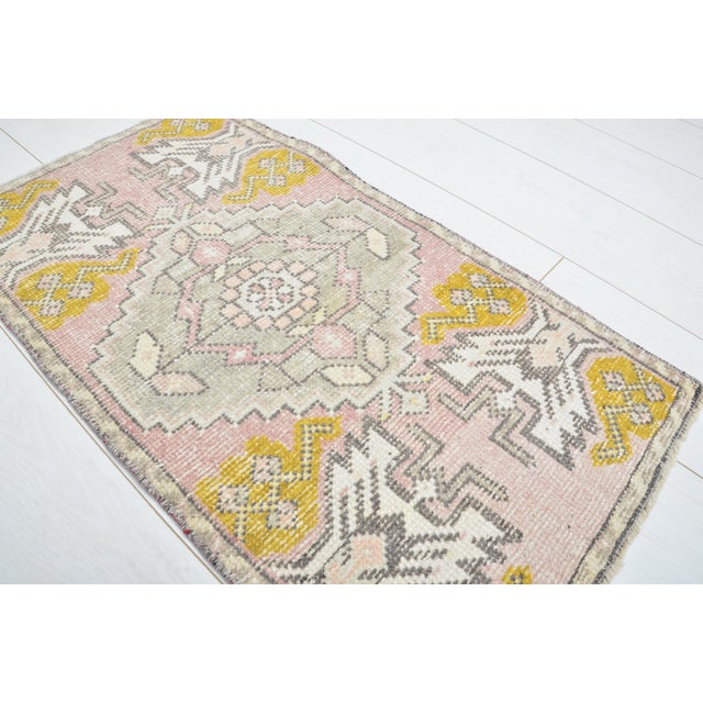 Mid 20th Century Oushak Accent Wool Rug For Sale - Image 4 of 5