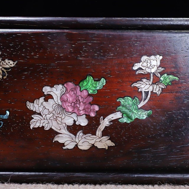 Late 20th Century Huali Rosewood Sliding Box Inlaid With Mother-of-Pearl For Sale - Image 5 of 10