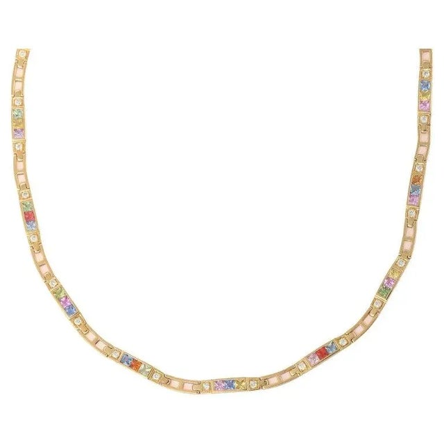 Contemporary 5.45ct Ranibow Sapphire Square Cut Tennis Necklace in 18k Yellow Gold For Sale - Image 3 of 13