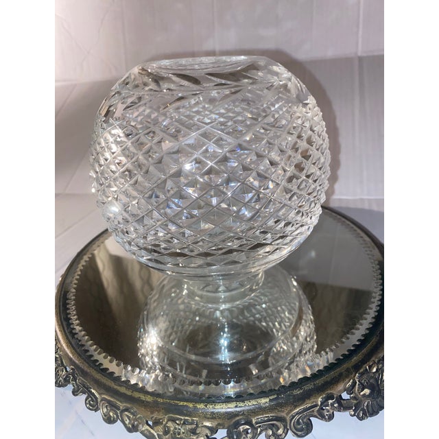 Stunning Vintage Waterford Crystal "Glandore" Rose Bowl VaseElevate your home decor or crystal collection with this...