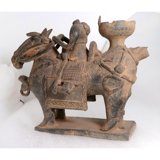 Pair of Korean Funerary Pottery Vessels, C. Early 20th Century, Possibly Older. For Sale - Image 4 of 18