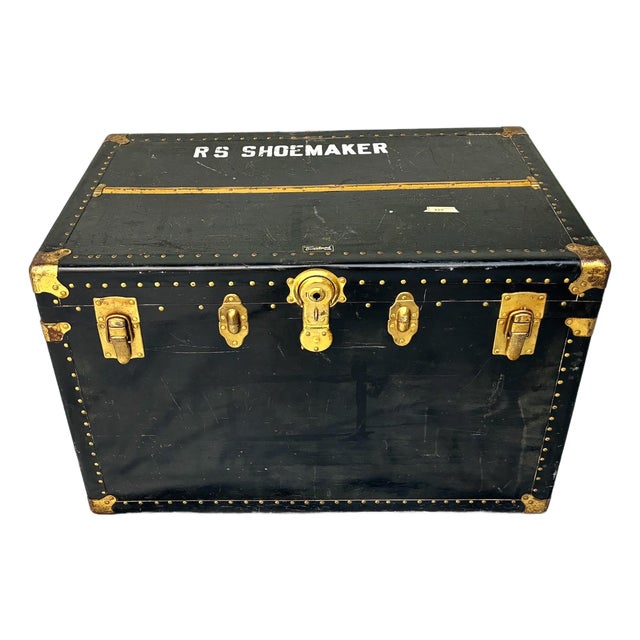 Vintage Overland Steamer Trunk For Sale
