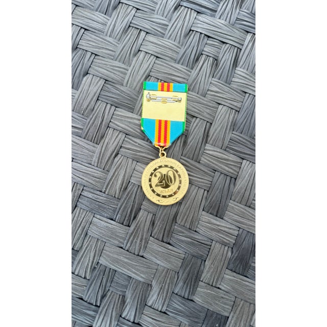 Rare Kazakhstan Special Forces 20th Anniversary Medal 1992-2012 Red Star Original Ribbon For Sale - Image 9 of 9