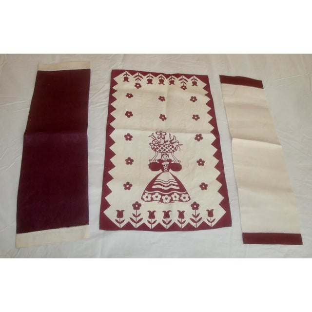 1940s Linen Hand Towels Maroon & Ivory Set of 3 For Sale - Image 11 of 11