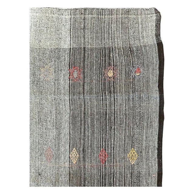 Modern Mid-20th Century Handmade Turkish Flatweave Kilim Accent Rug For Sale - Image 3 of 10