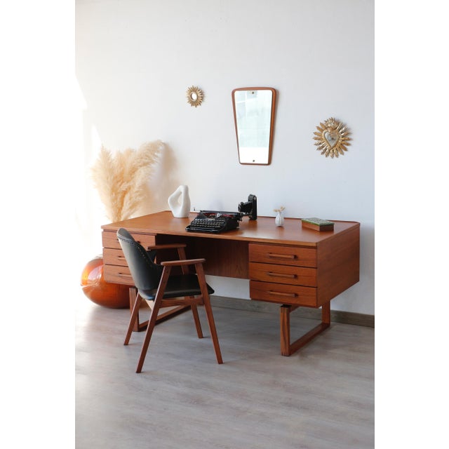 Freestanding Scandinavian Desk in Teak from Dyrlund, 1960s For Sale - Image 12 of 18