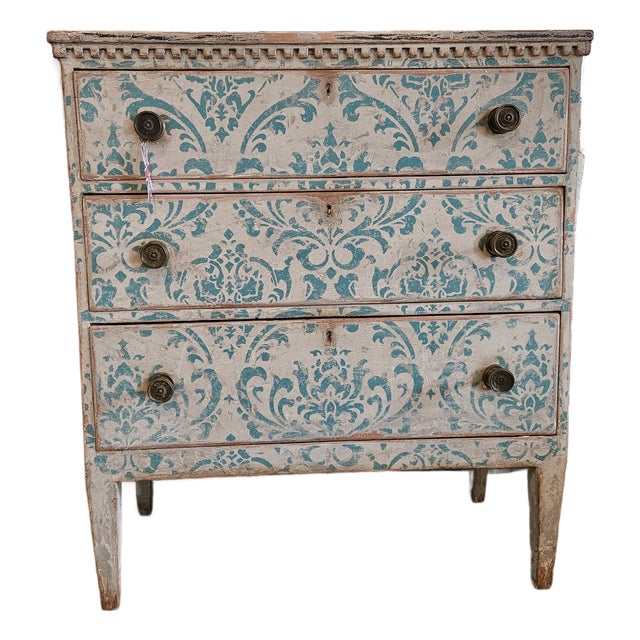 Late 19th Century English Blue and White 3 Drawer Italian Style Commode With Rosette Round Handles For Sale