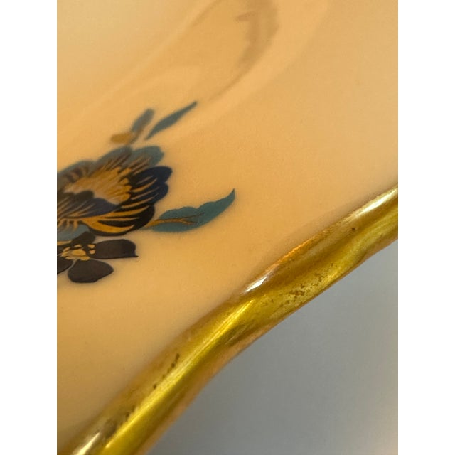 1980s Lenox "Pagoda" Pattern 11 Inches Diameter Cake Platter Scalloped Edges, Floral Design in Ivory and Blue With 24k Gold Trim For Sale In New York - Image 6 of 18