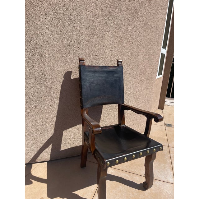Early 20th Century Old World Spanish Revival Colonial Frailero Armchair For Sale - Image 4 of 12