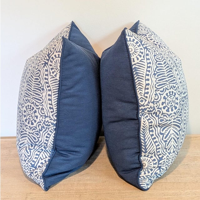 Lee Jofa Drayton Print in Indigo with Cowtan & Tout ribbed solid navy piping and backs. Invisible zippers and...