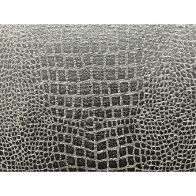 Caracole Classic Silver and Gold Bench in Crocodile Pattern by Hickory Park For Sale - Image 4 of 6