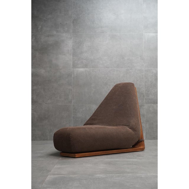 Vintage Architectural Lounge Seating in Textured Fabric and Wood, 1960s For Sale - Image 12 of 12