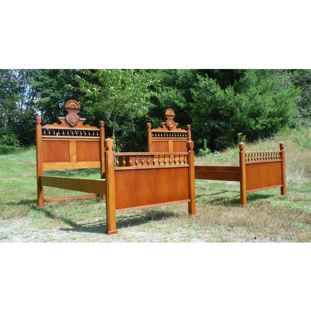 Vintage Lexington Betsy Cameron Victorian Bedroom Set Pair Twin Beds
