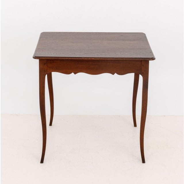 Wood French Provincial Style Oak Lamp Table For Sale - Image 7 of 10
