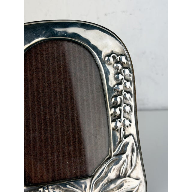 Mid-Century Italian Sterling Silver Photo Frame with Lily of the Valley Motif, 1950s For Sale - Image 6 of 12