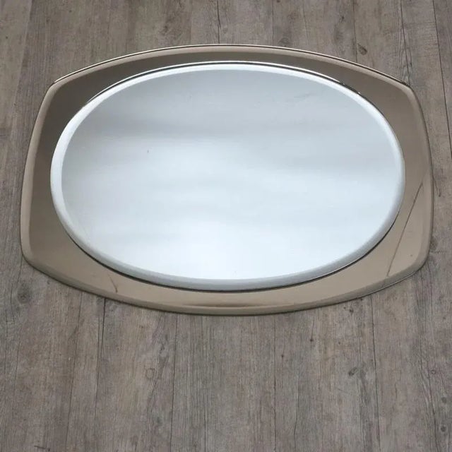 Italian Modern Mirror, 1960s, in Very Good conditions. Designed 1960 to 1969
