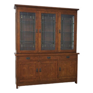 Stickley Mission Oak 3 Door China Cabinet For Sale