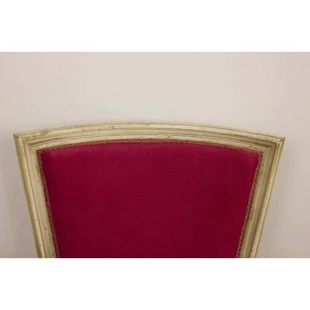 Louis XVI White Lacquered Bergère Armchair with Purple Fabrics For Sale - Image 4 of 10