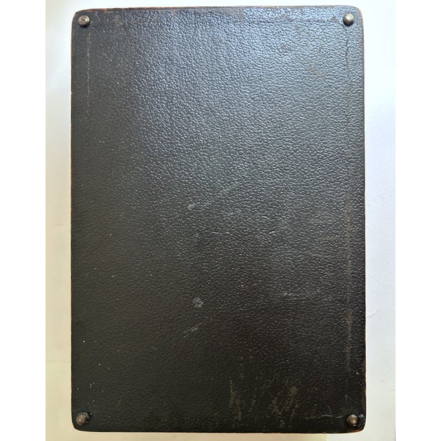 Mid 20th Century Vitrolite Lined Lidded Humidor For Sale - Image 17 of 18