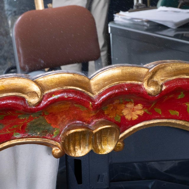 Venetian style mirror with chinoiserie motif For Sale In New York - Image 6 of 9